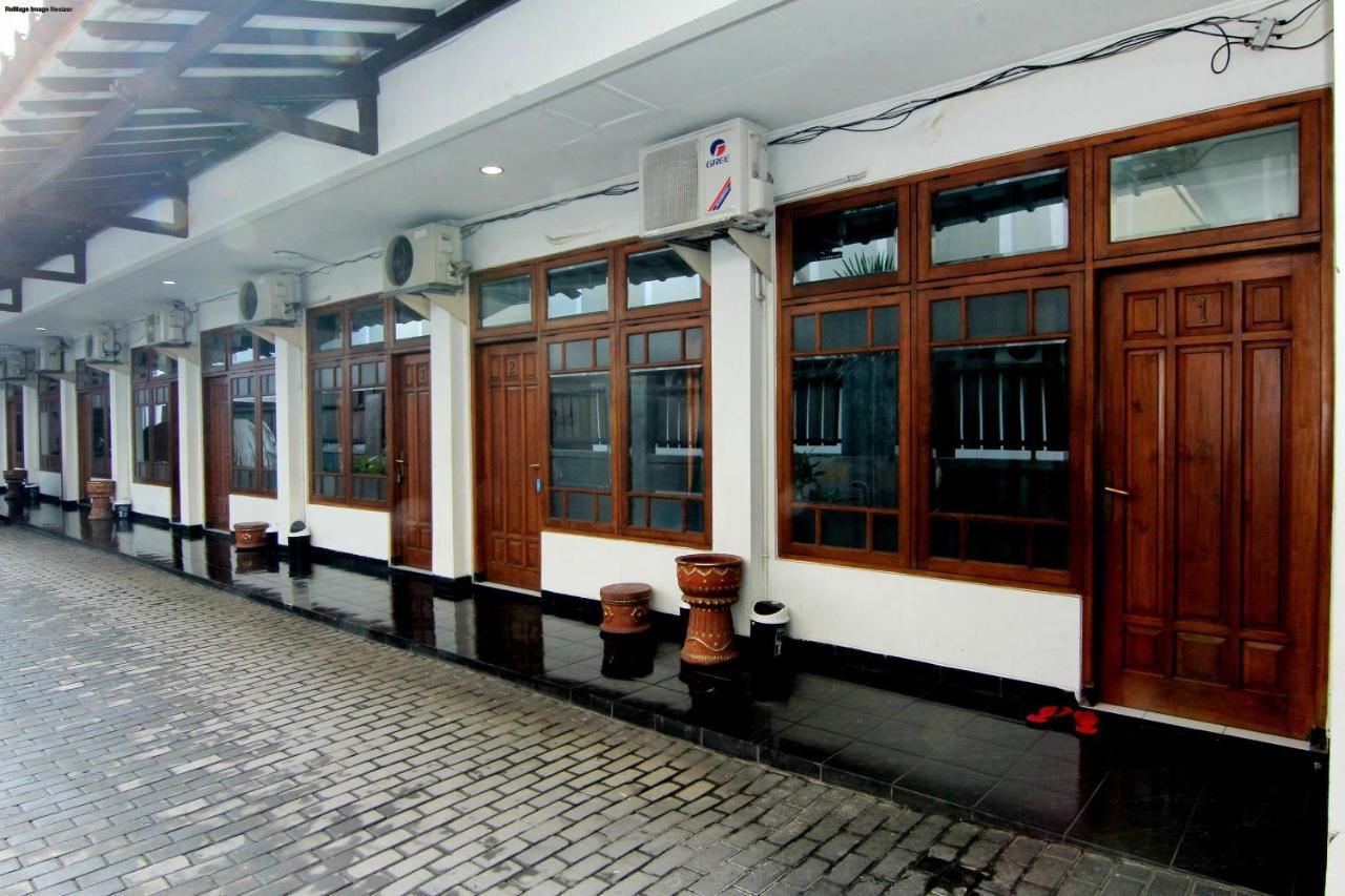 Hotel Fevytra Syariah Yogyakarta Eksteriør bilde